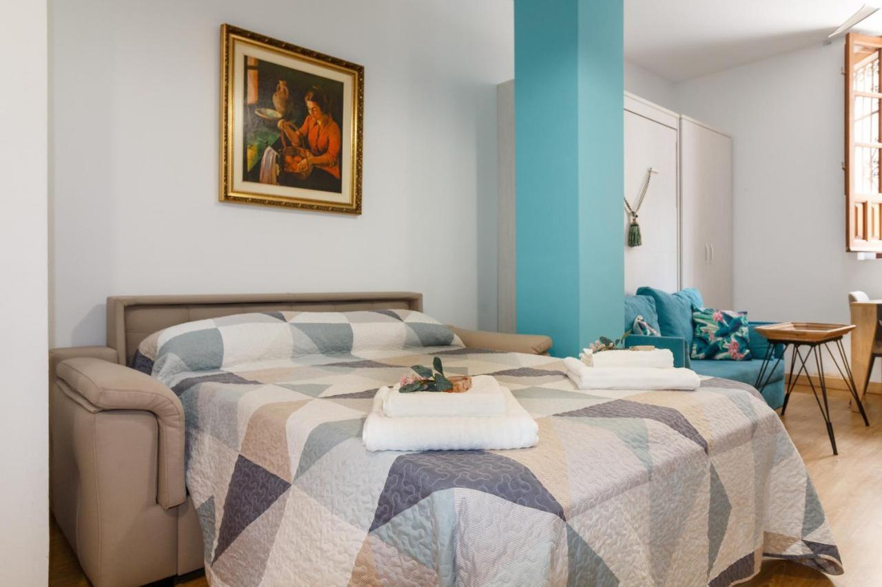 Apartamento Acogedor Y Equipado En El Centro De Sevilla Exterior photo